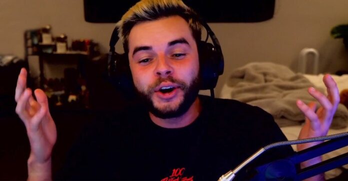 Nadeshot se fait tatouer après avoir parié avec Froste: "le sexe est temporaire, le jeu est pour toujours"
