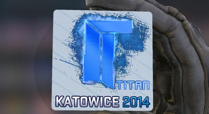 Un lot de huit autocollants CS:GO Titan Holo se vend 500 000 $
